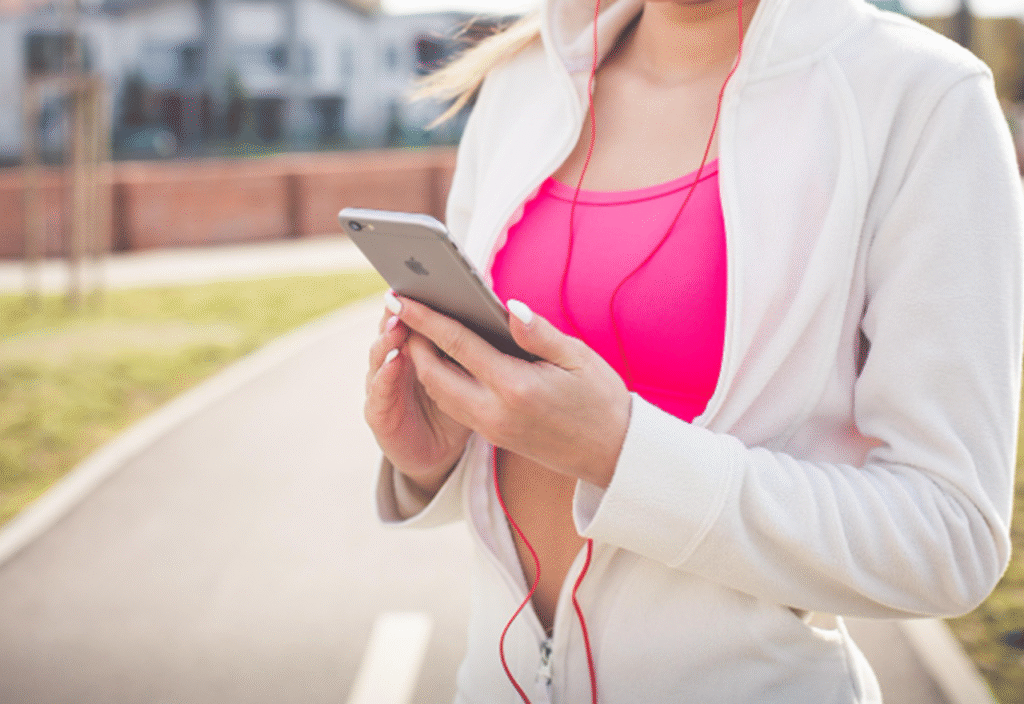 thumbnail - Top 5 Features to Look for in a Fitness App